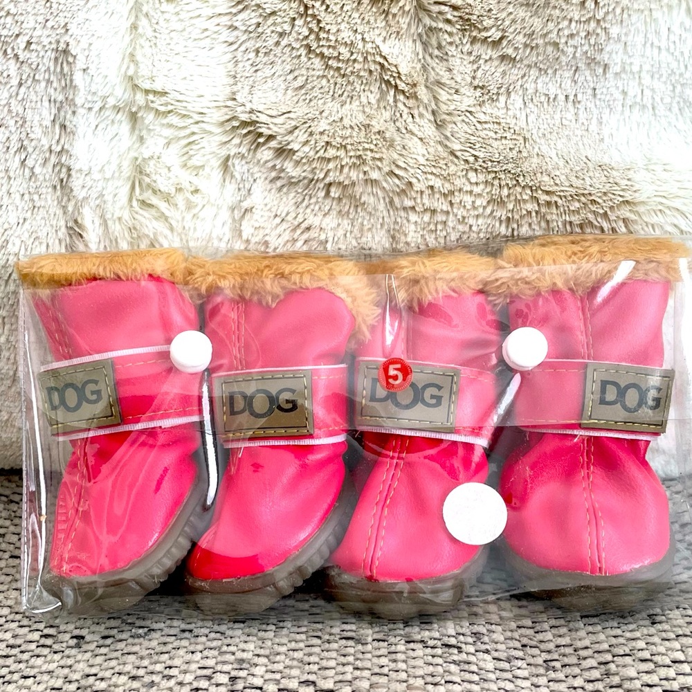 Puppy “UGG” boots!
